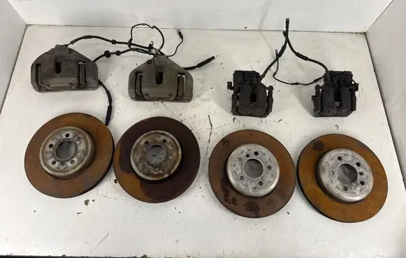 Ford Mustang VI Brake discs and calipers set FR3C2011FH FR3C2010FH FR3Z2553J