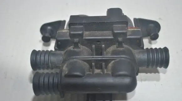 BMW 7 E38 Generator/alternator 1147412139