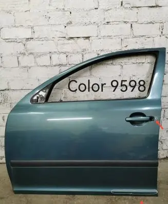 Skoda Octavia Mk2 (1Z) Front door 1Z0831311
