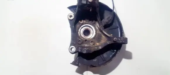 Volkswagen PASSAT B6 Front wheel hub