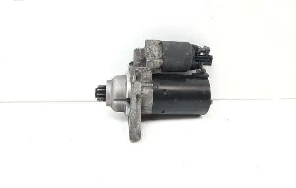 Volkswagen PASSAT CC Starter motor 02Z911023E 0001121108