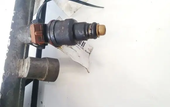 Hyundai Lantra II Fuel injector 9250930019 35310-23210