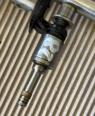 Volkswagen Golf Plus Fuel injector 0261500132
