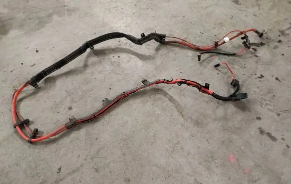 BMW X6 E71 Positive cable (battery) 1029901