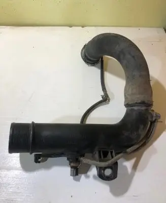 Toyota Corolla Verso AR10 Intercooler hose/pipe 173620H011