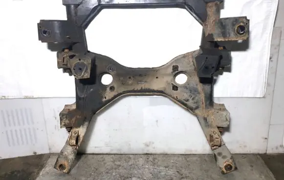 Mercedes-Benz Vito Viano W639 Front subframe