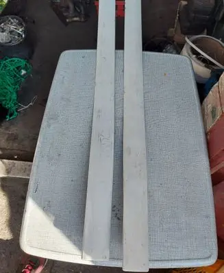 Volkswagen Multivan T5 Rear door trim (molding) 7H5853073B