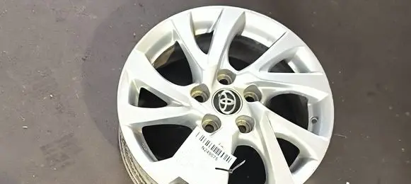 Toyota Corolla E160 E170 R16 alloy rim 