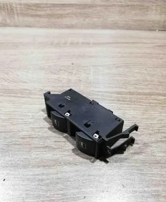 BMW 3 E46 Electric window control switch 6902179