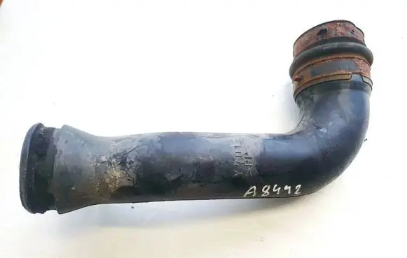 Mazda 323 Air intake hose/pipe y701