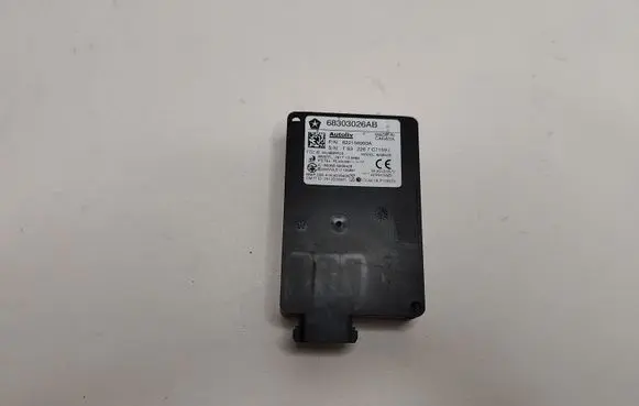 Dodge Charger Blind spot module 68303026AB 622156993A 68303026