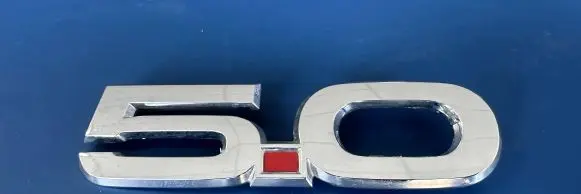 Ford Mustang VI Manufacturers badge/model letters 