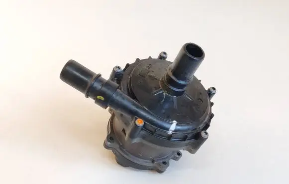 KIA EV6 Electric auxiliary coolant/water pump