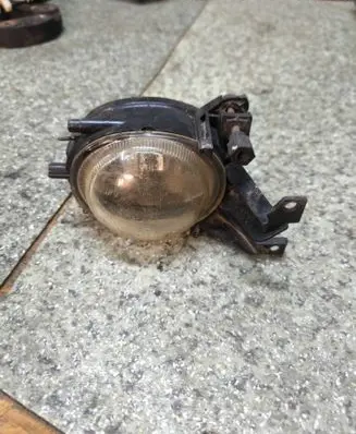 BMW 5 E39 Fog light part 
