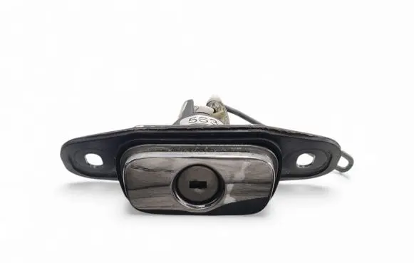 Volvo S40, V40 Tailgate/boot open switch button 30804687