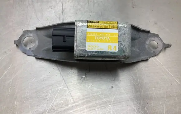 Toyota Prius (XW20) Airbag deployment crash/impact sensor 8983347030 1879000911