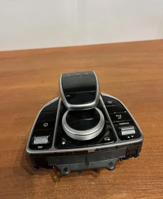 Mercedes-Benz C W205 Head unit multimedia control A2059009927 D4703