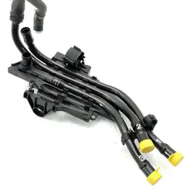 Engine coolant pipe/hose