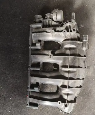 Audi A4 S4 B8 8K Intake manifold 06h133185ae