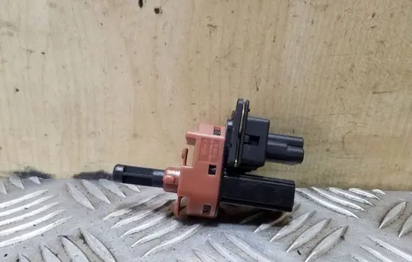 Clutch pedal sensor