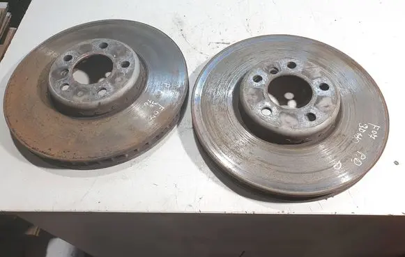 BMW 5 GT F07 Front brake disc