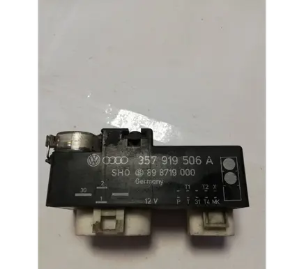 Coolant fan relay