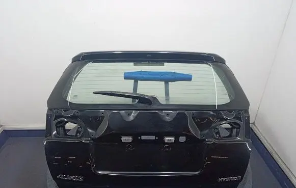 Toyota Auris E180 Tailgate/trunk/boot lid 