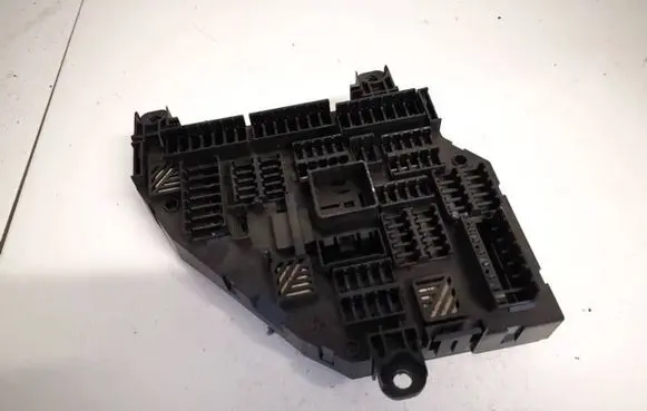 BMW 7 F01 F02 F03 F04 Fuse box set 921085701 1-1703345-2d