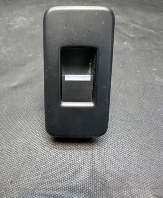 Land Rover Discovery 5 Brake pedal sensor switch L0260060AA01 HY32237B88A L0260060