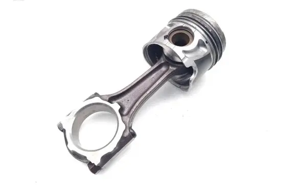 Opel Mokka Piston with connecting rod A17DTS