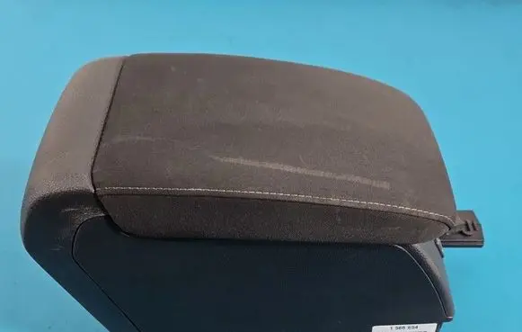Volkswagen Scirocco Armrest 1K5864251C IMPRK1566654