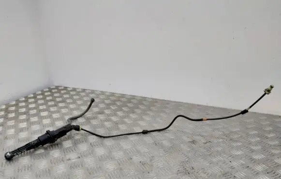 Peugeot 508 Clutch master cylinder 9685798980