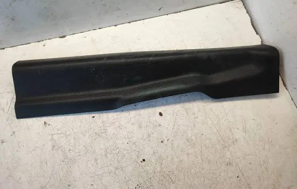 Ford Mustang VI Front sill trim cover FR3B6313201