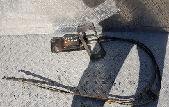 Handbrake/parking brake wiring cable