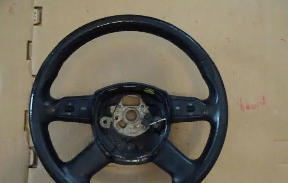 Audi A4 S4 B8 8K Steering wheel