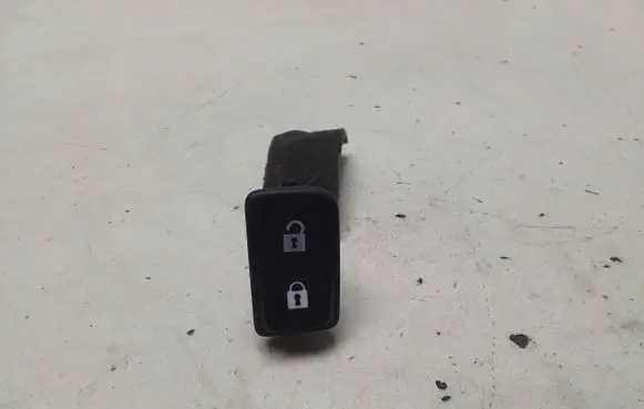 Volvo V50 Central locking switch button 0345150030669958