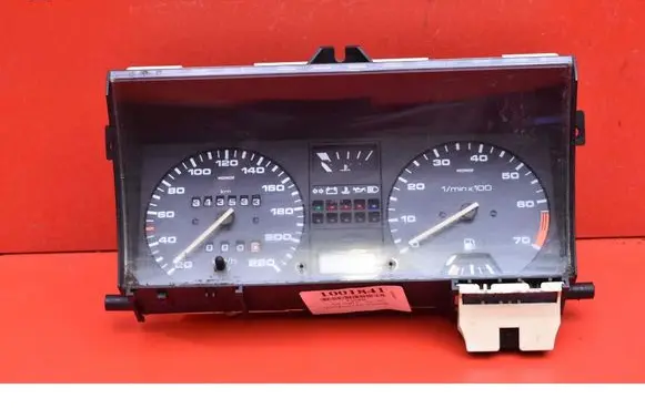 Speedometer (instrument cluster)