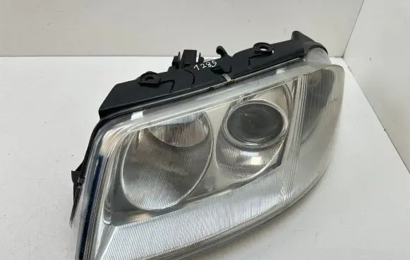 Volkswagen PASSAT B5.5 Headlight/headlamp