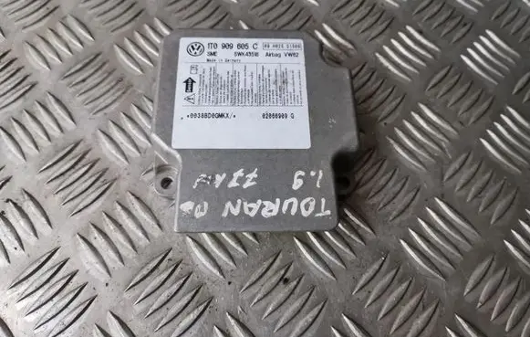 Volkswagen Touran I Airbag control unit/module 1T0909605C 5WK43518