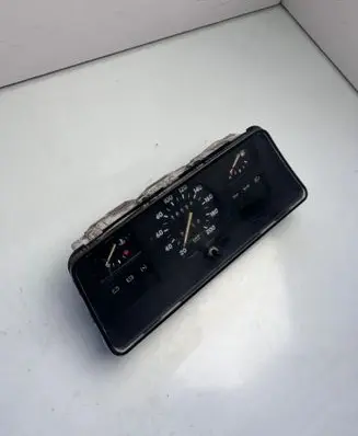 Opel Corsa A Speedometer (instrument cluster) 90226423YR