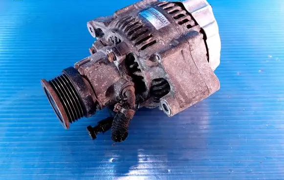 Hyundai Getz Generator/alternator 3730027601 1002132991