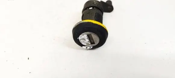 Peugeot Boxer Front door lock (next to the handle) A488