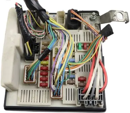 Renault Scenic II - Grand scenic II Fuse module 8200481866K 519158109 6888755058
