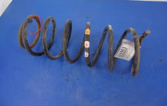 Volkswagen Golf III Front coil spring