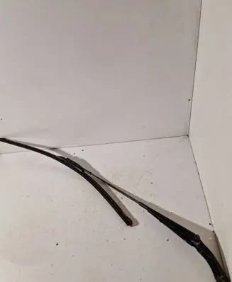 Audi A4 S4 B8 8K Front wiper blade arm 8K1955407