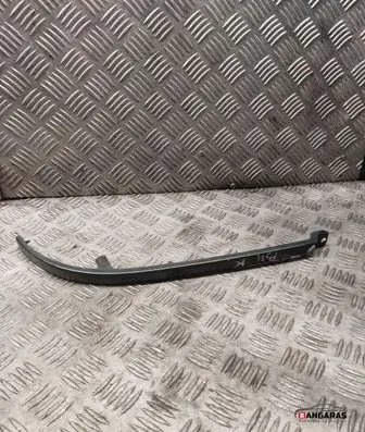 Under headlight/headlamp trim