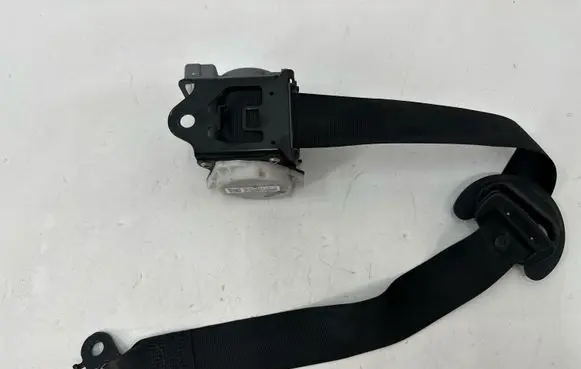 Volkswagen Touareg II Rear seatbelt 7P0857805