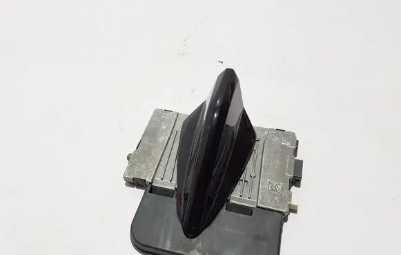 Aerial GPS antenna