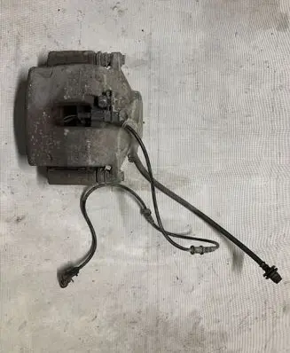 Mercedes-Benz E W212 Front brake caliper