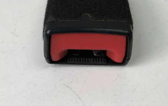 Volkswagen Touareg II Front seatbelt buckle 7P0857755